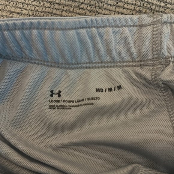 UA PLAY Shorts 2.0 Gray and White - Picture 3 of 4